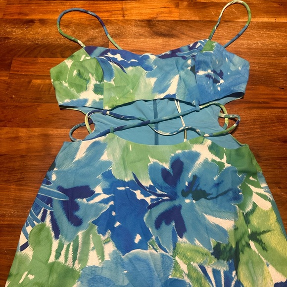 Blue Floral Midi Dress - Picture 4 of 4